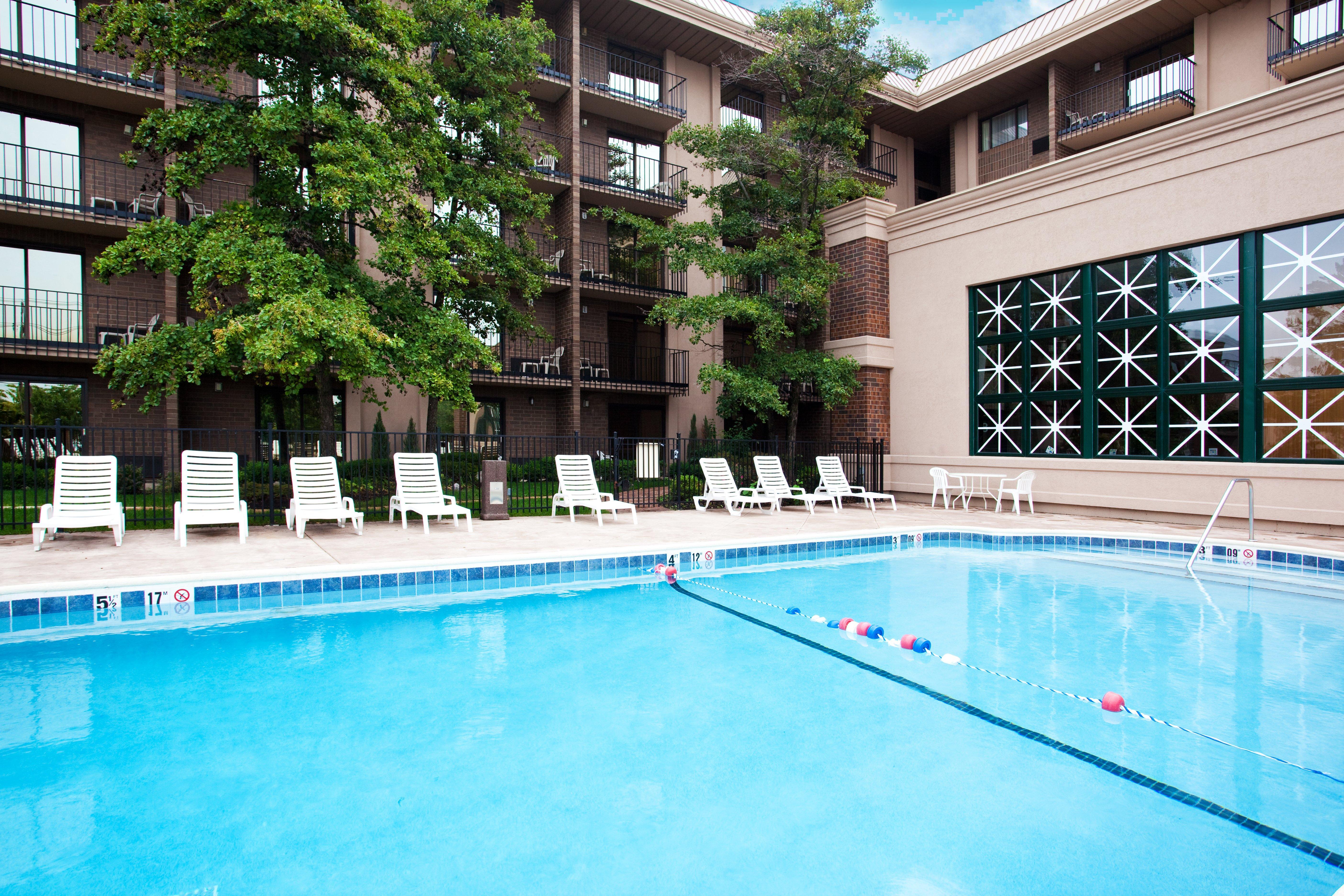 Holiday Inn Express Schaumburg-Rolling Meadows By Ihg מראה חיצוני תמונה