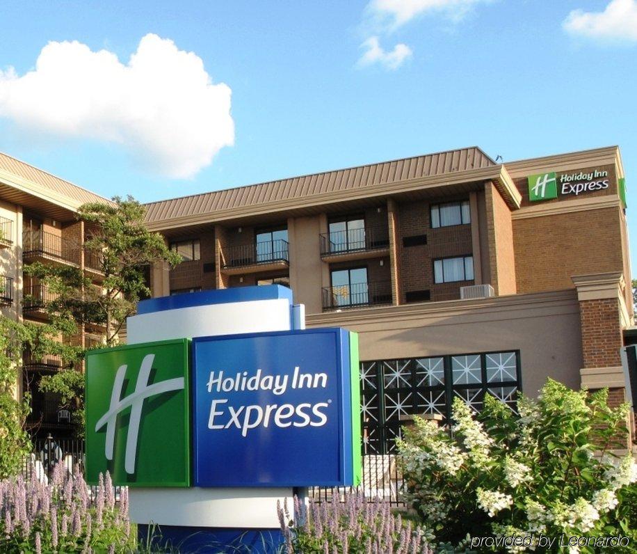 Holiday Inn Express Schaumburg-Rolling Meadows By Ihg מראה חיצוני תמונה