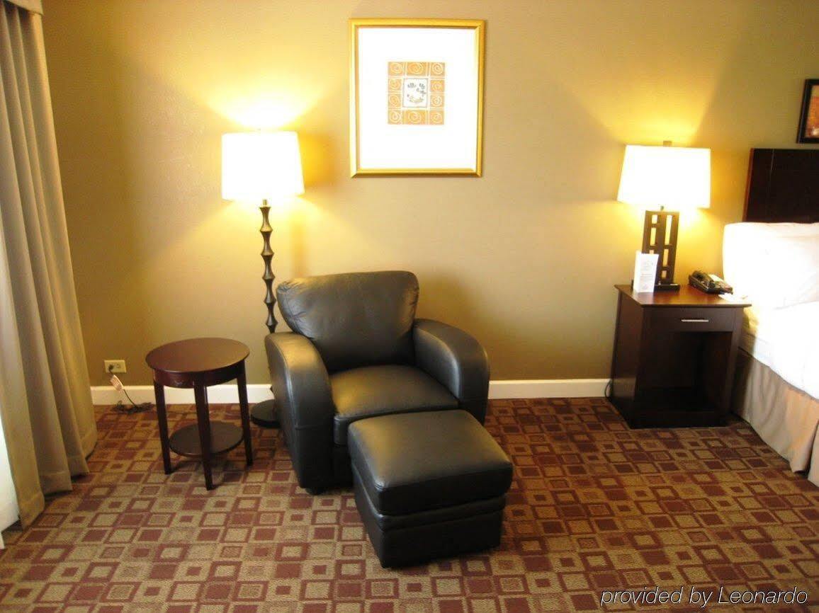 Holiday Inn Express Schaumburg-Rolling Meadows By Ihg מראה חיצוני תמונה